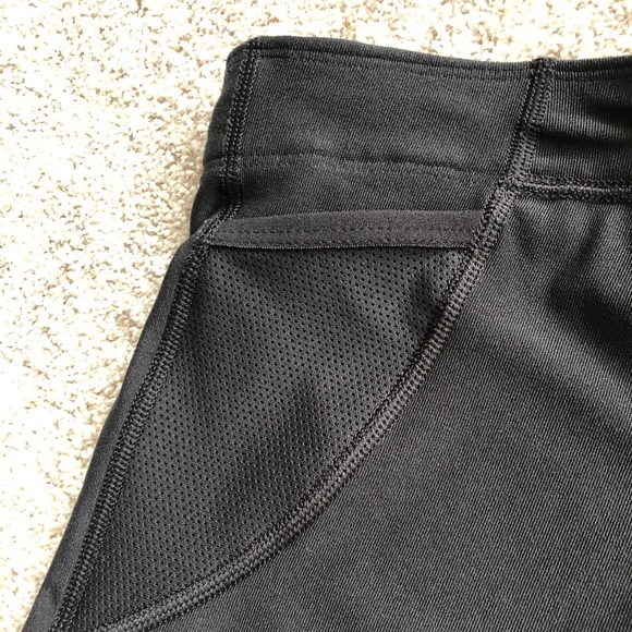 Nike Dri-Fit black crop leggings, size small - Picture 5 of 7